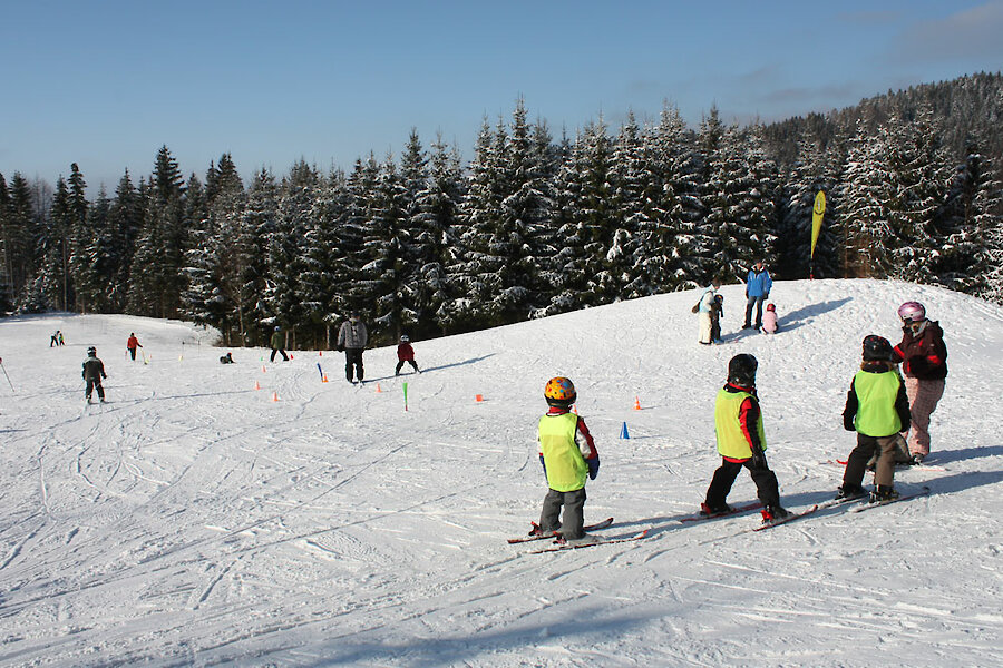 Skischule am Riedlberg in Bayern